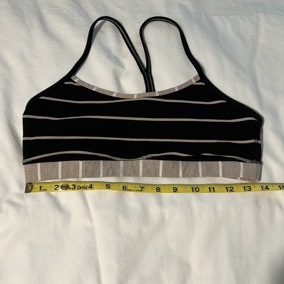 Adidas sport leggings and Lululemon sports bra combo - Picture 8 of 11